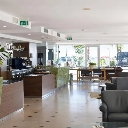 Regina Fronte Mare Hotell 3*