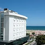 Szálloda Regina Fronte Mare 3*