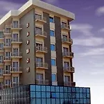 Szálloda Regina Fronte Mare 3*