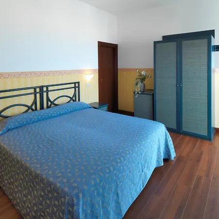 Regina Fronte Mare Rimini