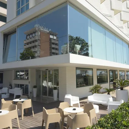 Szálloda Regina Fronte Mare 3*