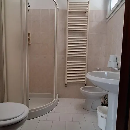 Szálloda Regina Fronte Mare 3*