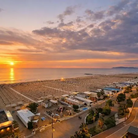 Regina Fronte Mare Hotel 3*