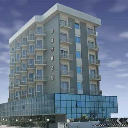 Regina Fronte Mare 3* Rimini