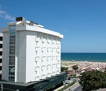Hotel Regina Fronte Mare 3*