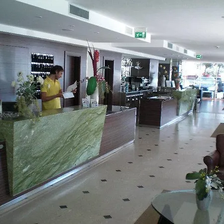 Hotel Regina Fronte Mare