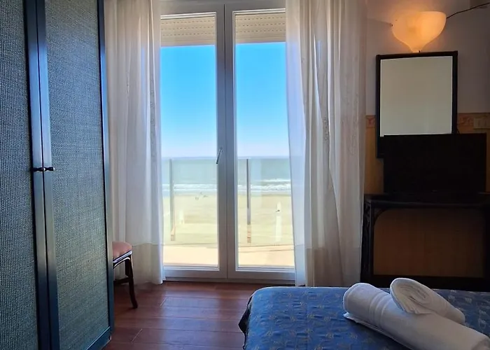 Regina Fronte Mare 3*