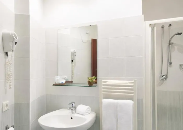 Regina Fronte Mare 3*