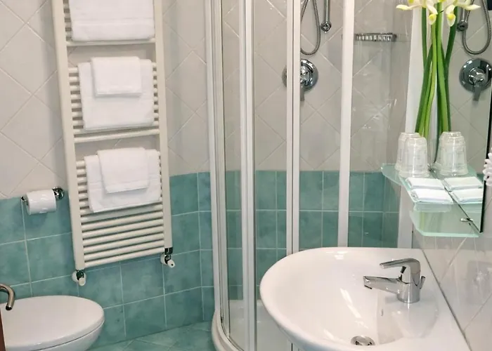 Regina Fronte Mare 3*