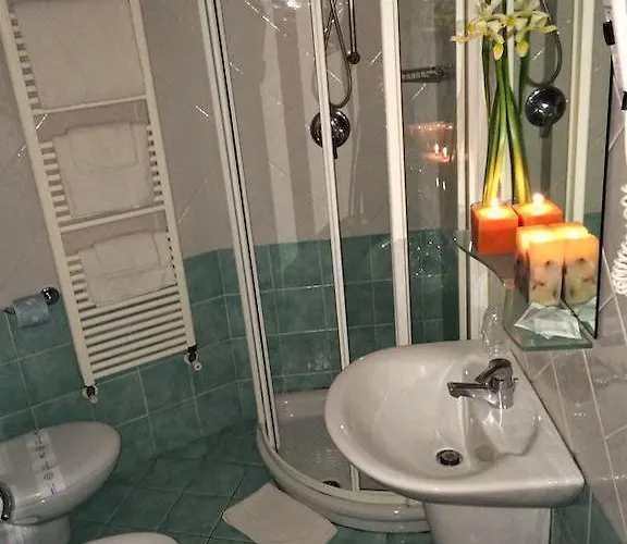 Regina Fronte Mare 3* רימיני